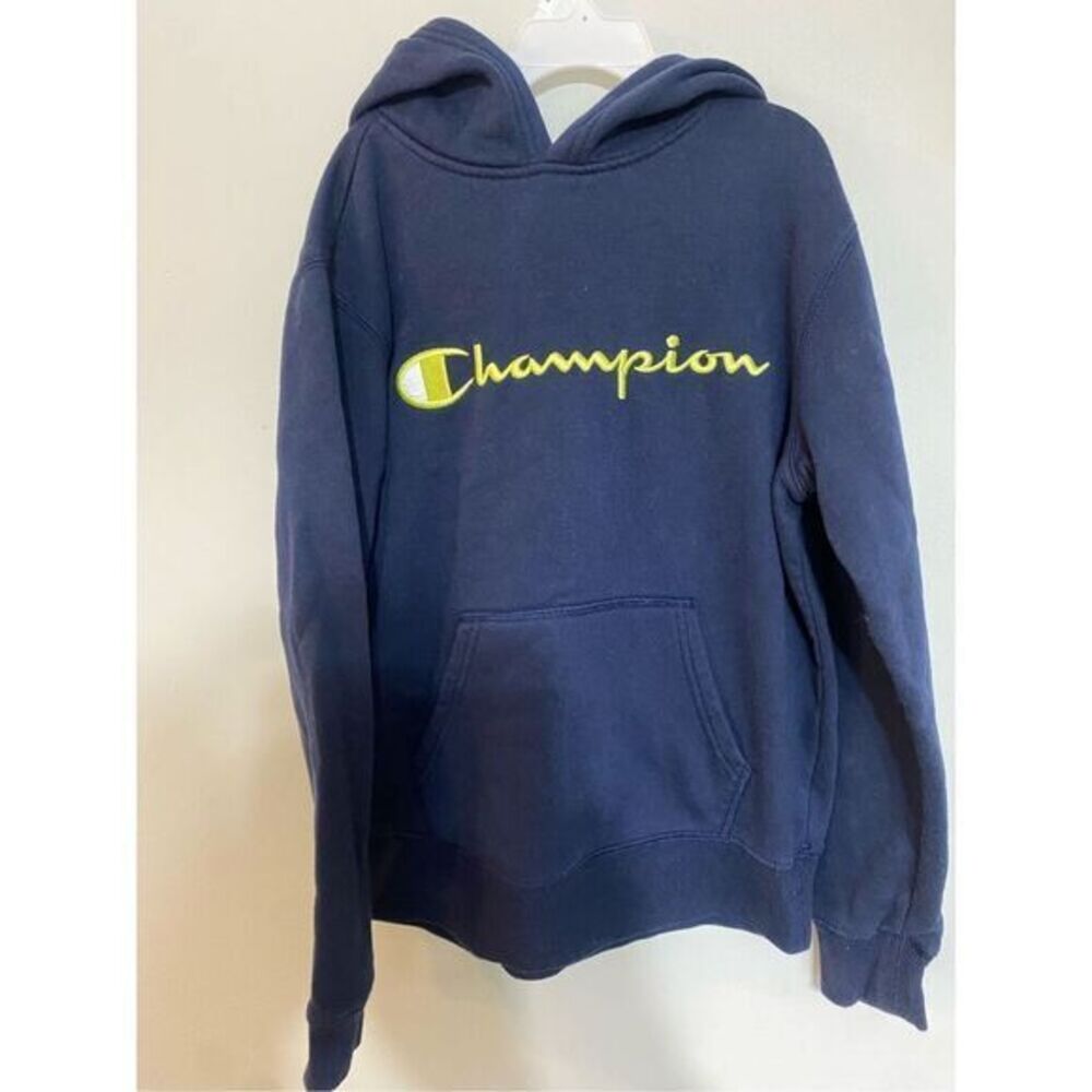 Youth boy champion blue sweatshirt‎ size medium